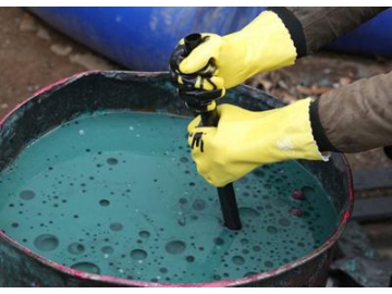 Handschuhe mit PVC-Beschichtung