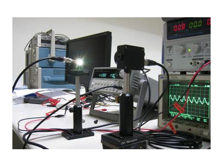 Geflechtschlauch zur elektromagnetischen Abschirmung