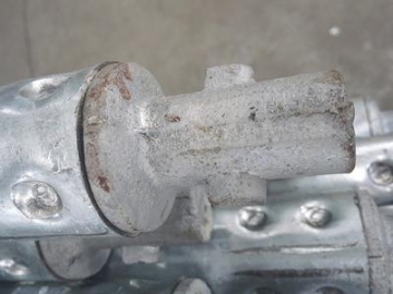 Rohrverbinder im Gerüst