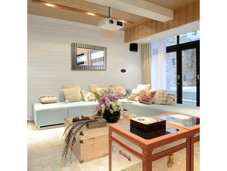 Moderner dekorativer Wandspiegel