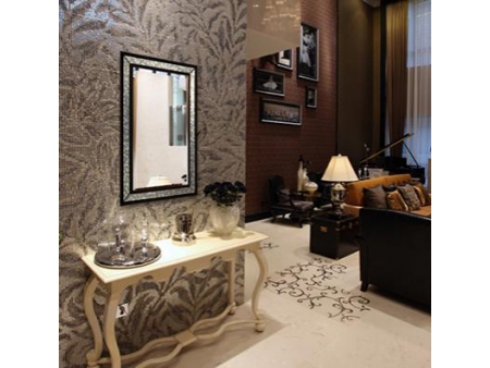 Rechteckiger Spiegel mit Polystyrol-Rahmen