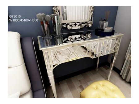 Schminktisch mit integriertem Spiegel / Verspiegelter Schminktisch