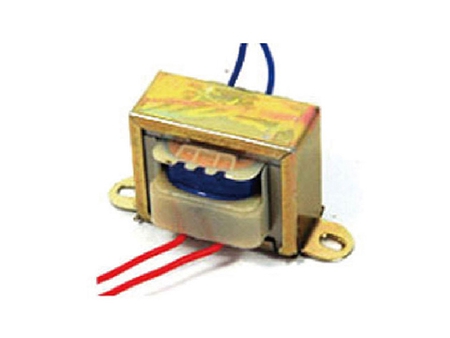 Transformator mit EI-Kern im Niederfrequenz-Bereich