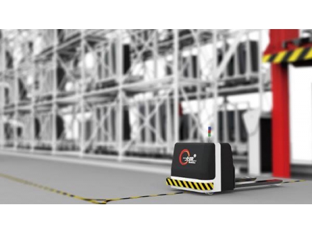 Fahrerloses Transportfahrzeug