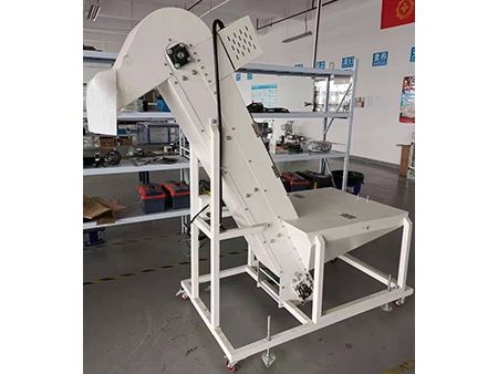 Stufenförderer/Steilförderer