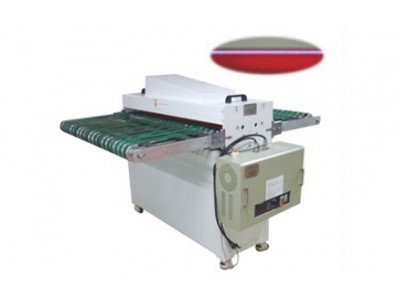 Corona-Station zur Vorbehandlung von Platten  Corona-Oberflächenbehandlung, Coronavorbehandlung