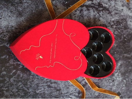 Geschenkboxen/ Pralinenschachteln in Herzform, SP-25