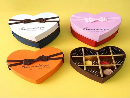 Geschenkboxen/ Pralinenschachteln in Herzfor, SP-29