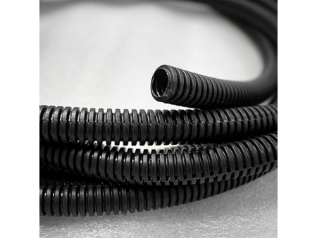 Wellrohr geschlitzt/ Wellschlauch/ Isolierschlauch für Kabelbäume