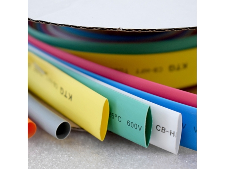 Halogenfreier, flammhemmender Schrumpfschlauch