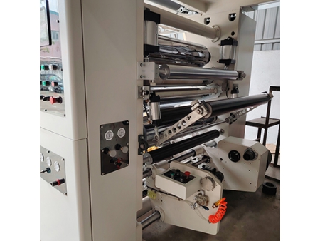 Kaschieranlage mit Wendewickler (Trockenkaschieren) A200T