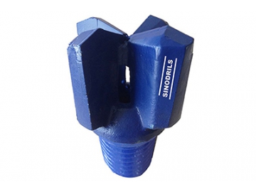 Blattmeißel mit Zapfen